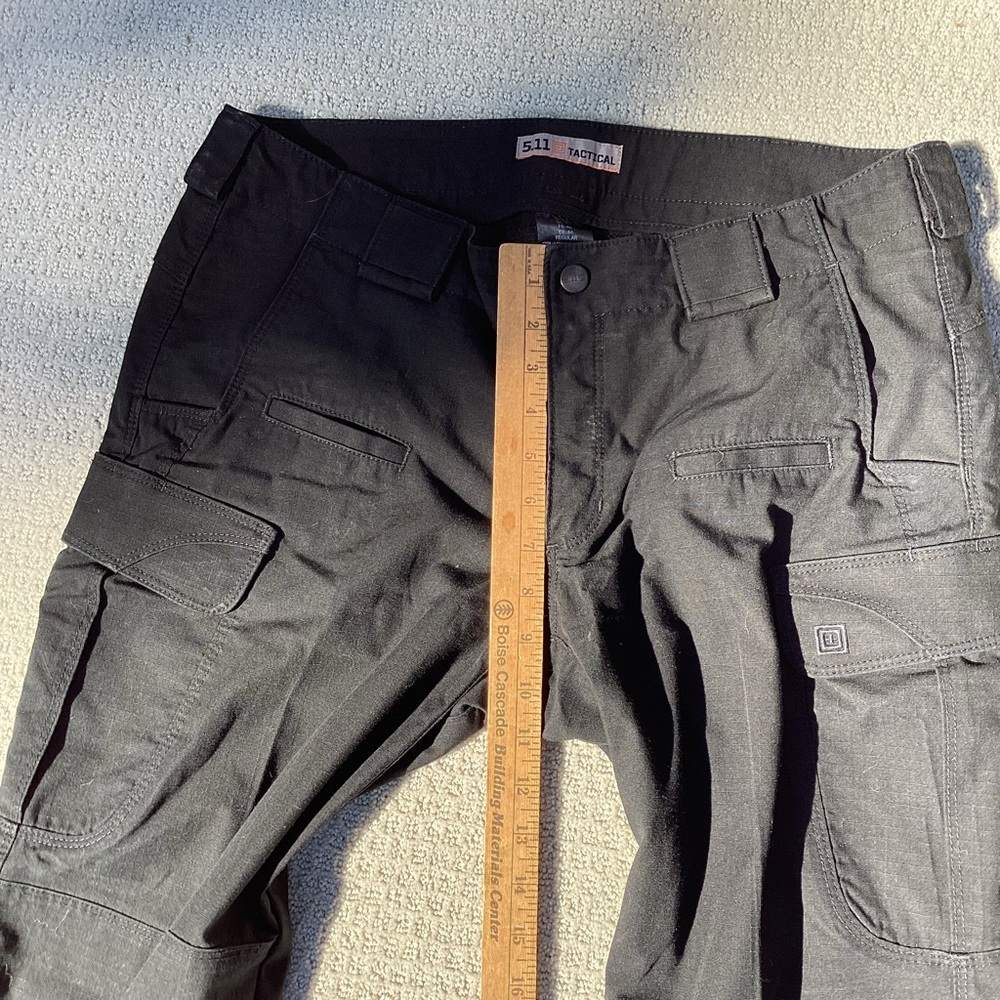 5.11 Tactical Series Black Cargo Pants US 16 Regular Work Hiking Outdoor - Picture 8 of 9